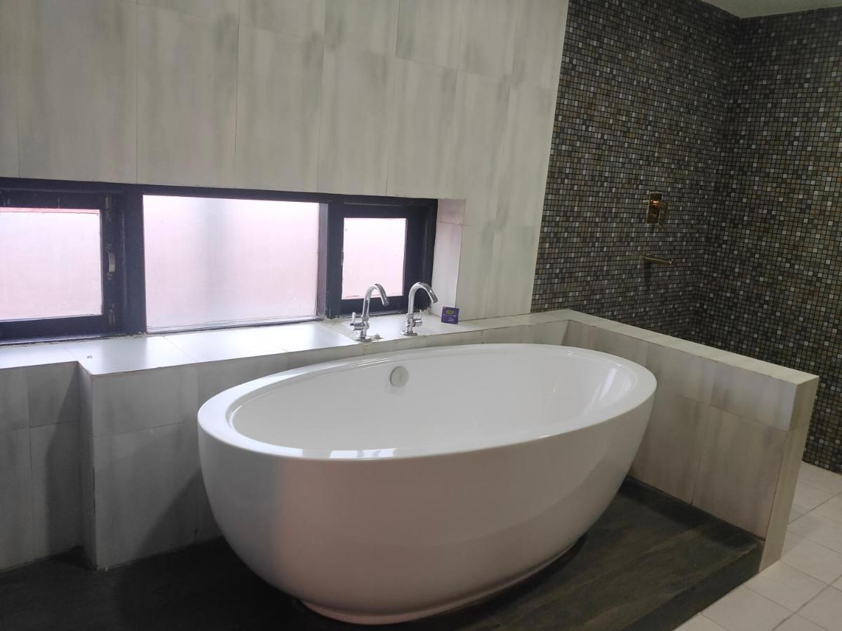 Pashupati Boutique Hotel & Spa Katmandu Eksteriør billede